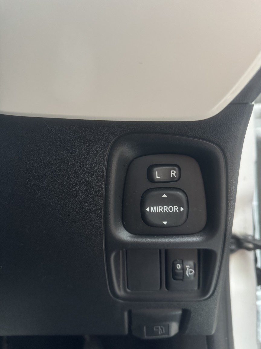 Used Toyota AYGO 2015 for sale - 77166114: Photo 26