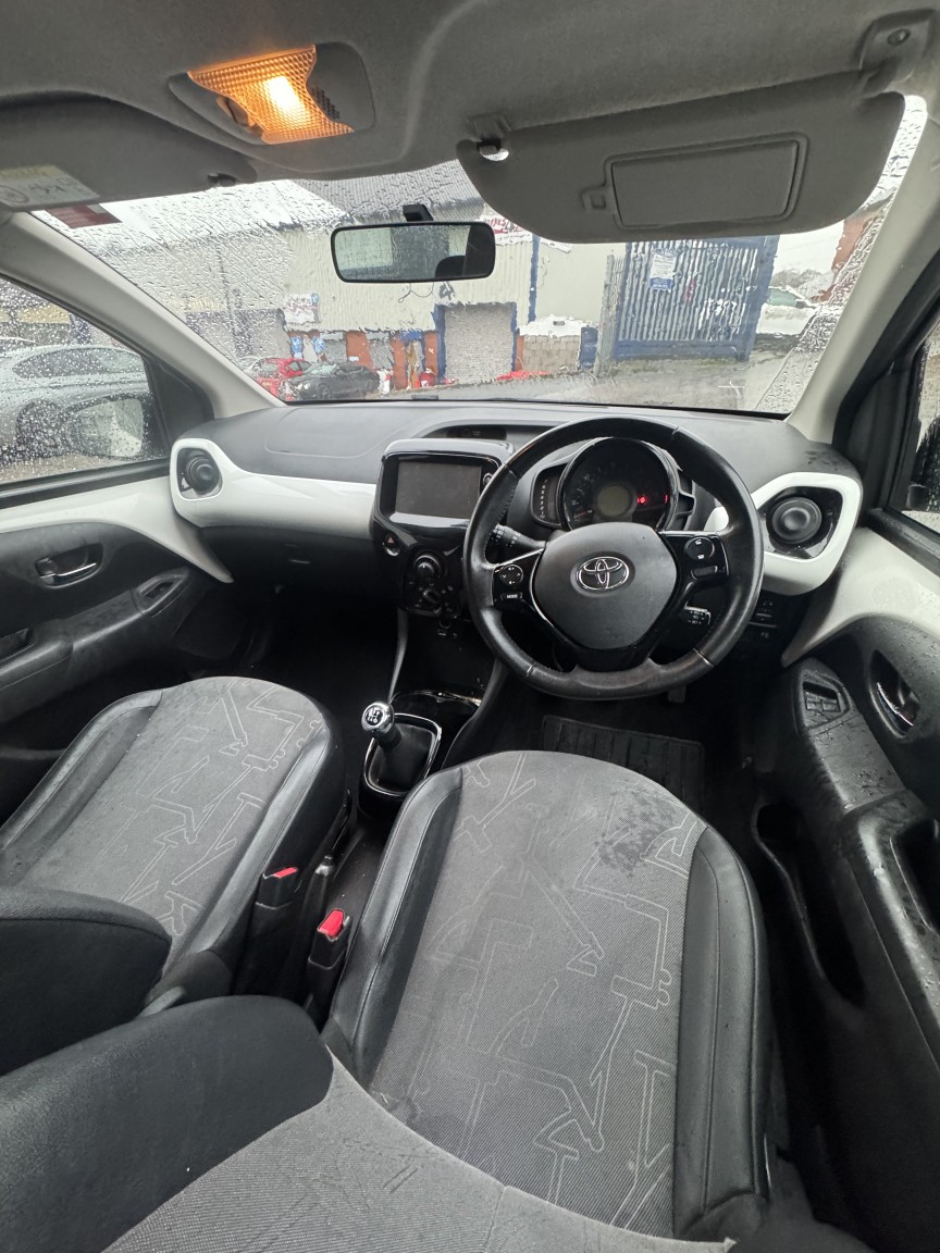 Used Toyota AYGO 2015 for sale - 77166114: Photo 9