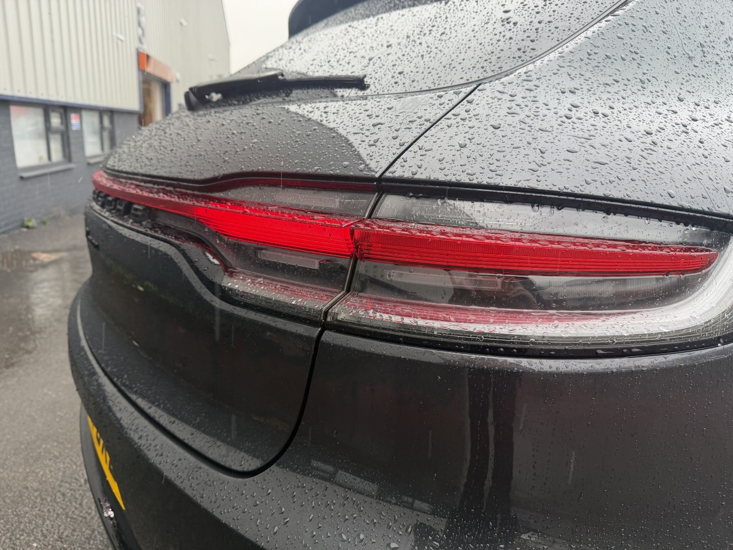 Used Porsche Macan 2021 for sale - 76777729: Photo 29