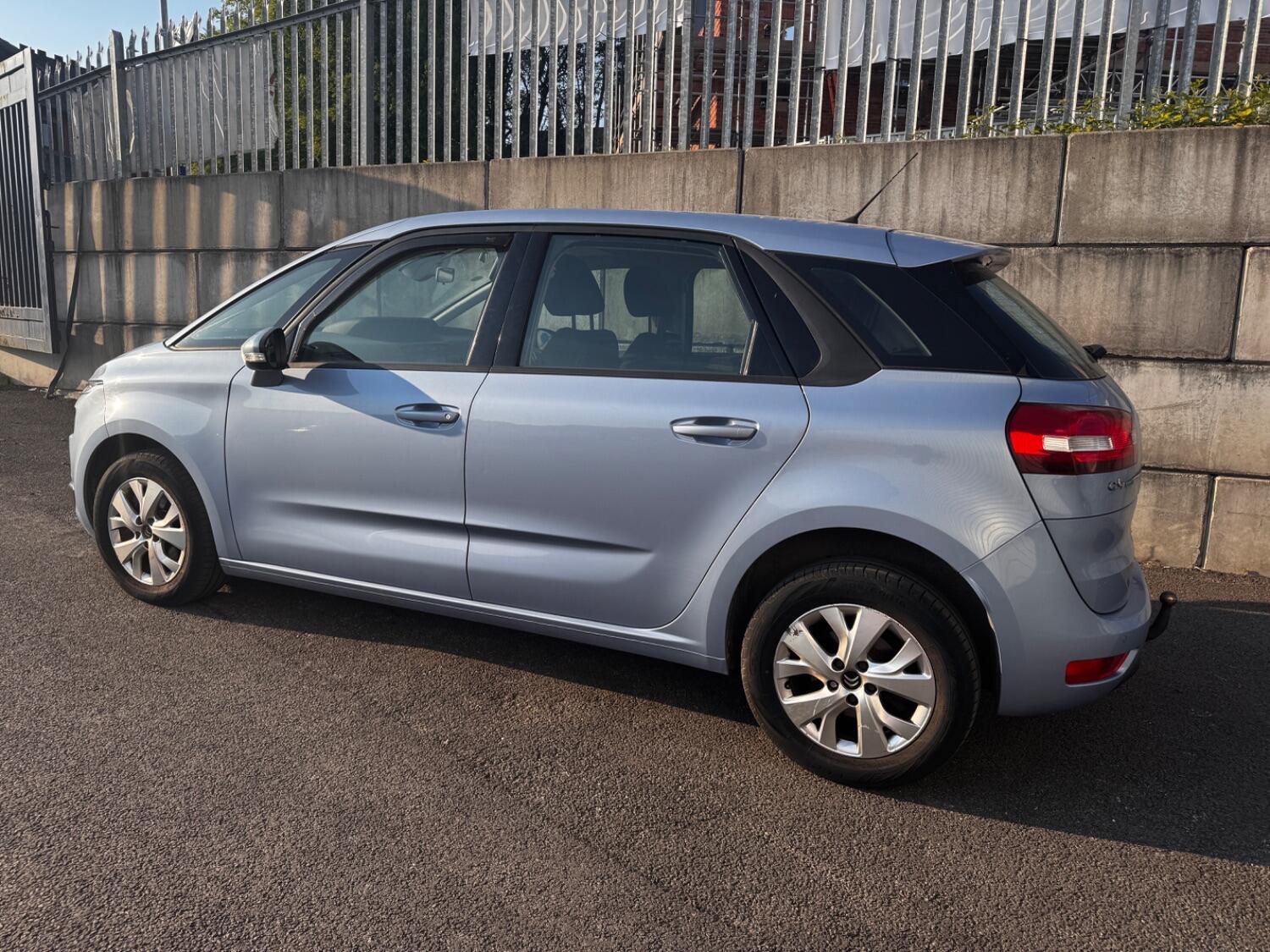 Used Citroen C4 Picasso 2016 for sale - 76777712: Photo 13