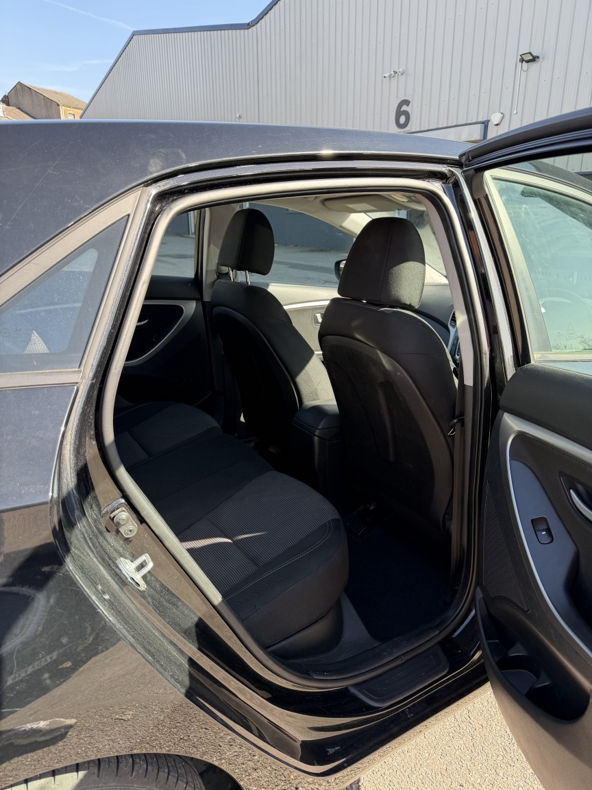 Used Hyundai i30 2013 for sale - 77953894: Photo 14