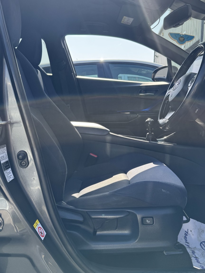 Used Toyota C-HR 2017 for sale - 78183002: Photo 15