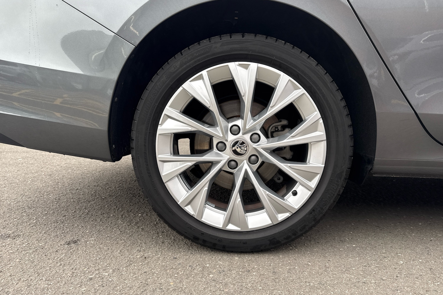 Used Skoda Superb 2025 for sale - 76679302: Photo 5