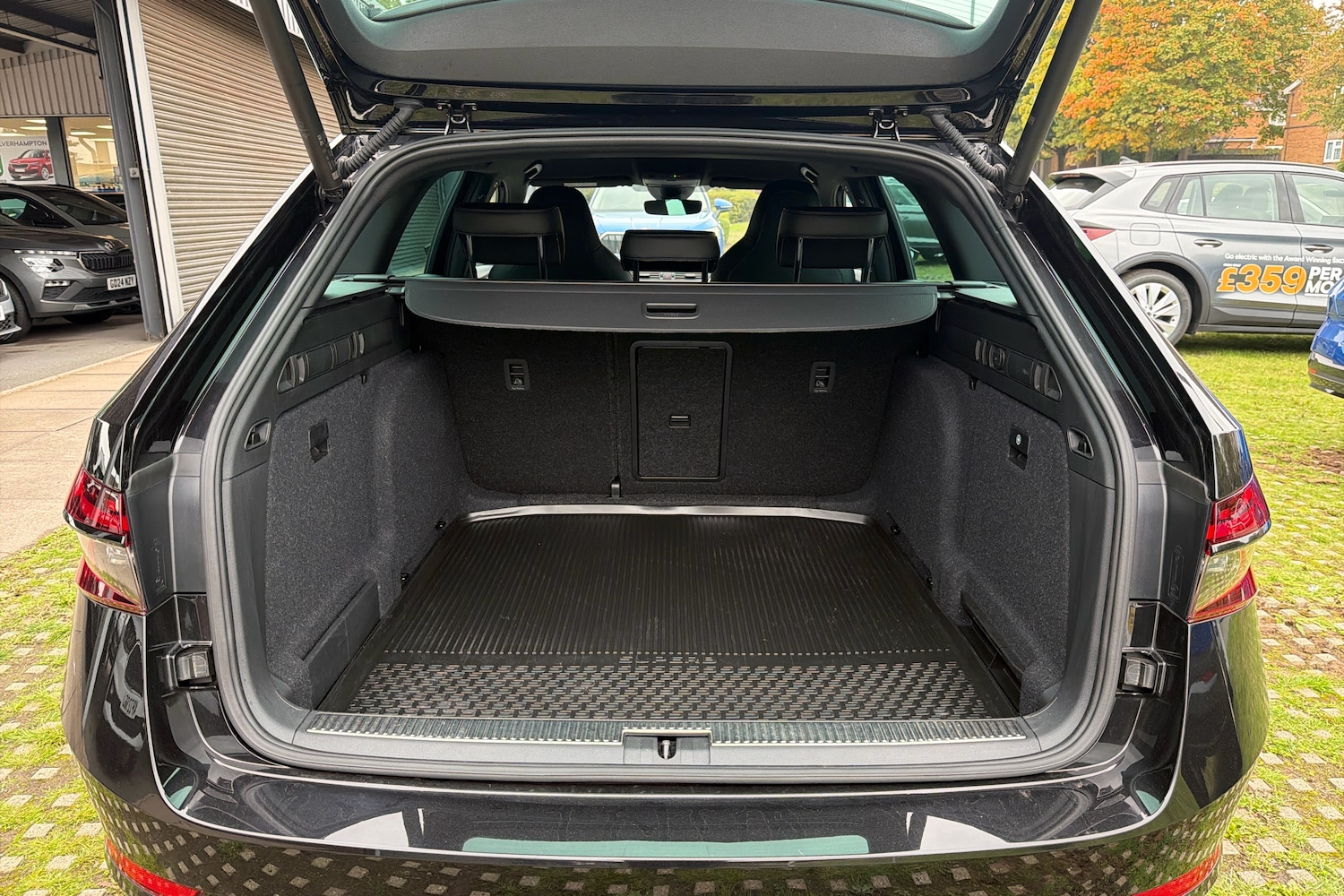 Used Skoda Superb 2024 for sale - 76678719: Photo 10