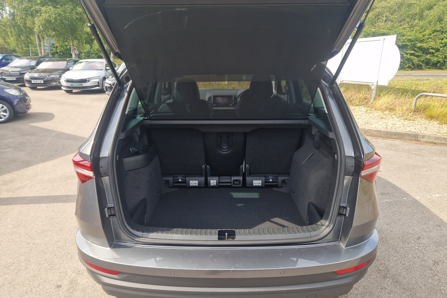 Used Skoda Karoq 2024 for sale - 76703897: Photo 10