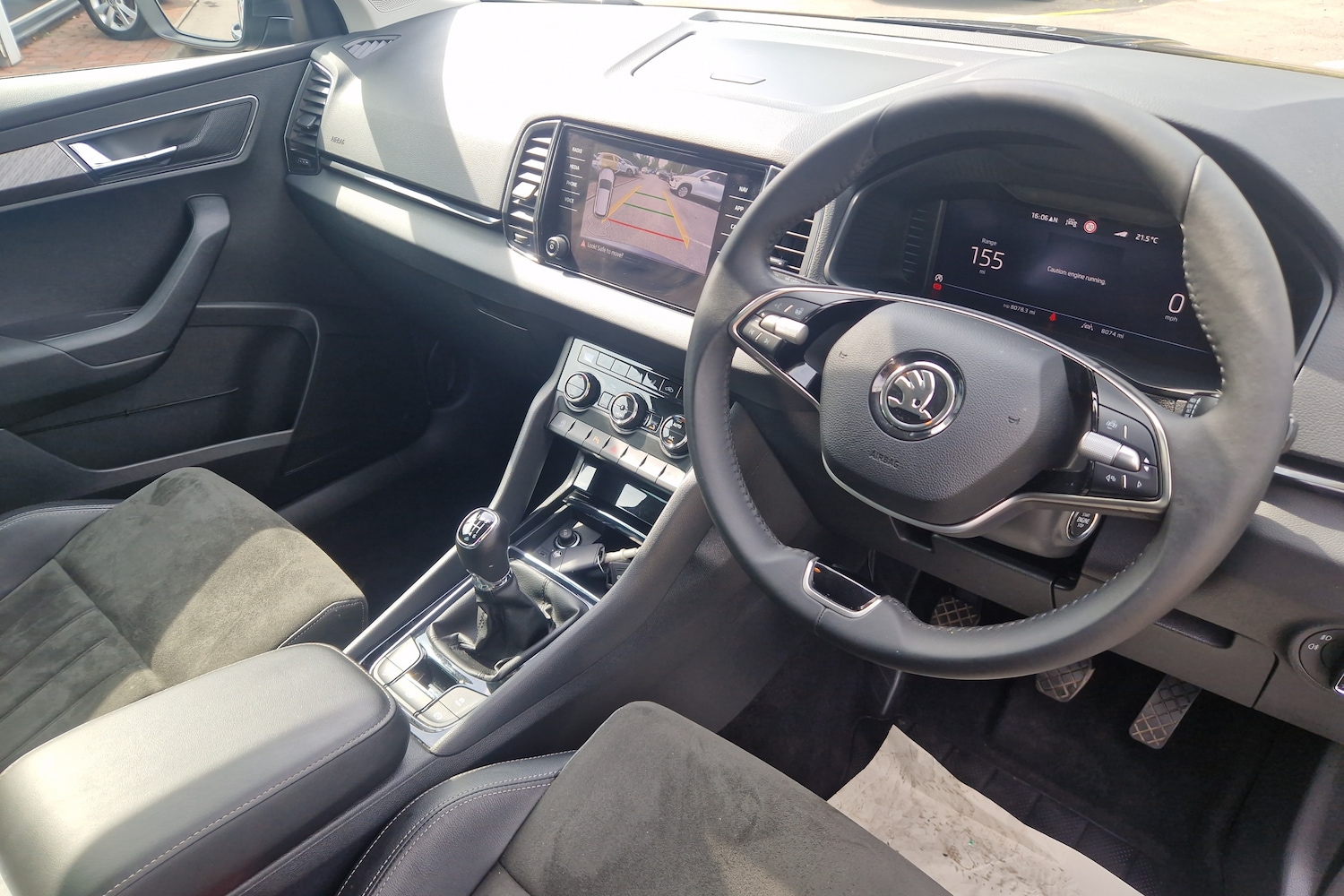 Used Skoda Karoq 2024 for sale - 76703897: Photo 6