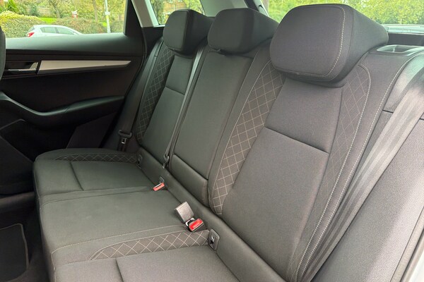 Used Skoda Karoq 2021 for sale - 76302025: Photo 8