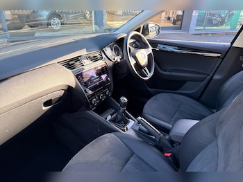 Used Skoda Octavia 2020 for sale - 77397189: Photo