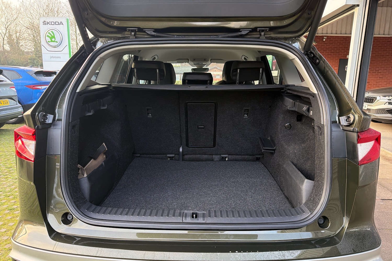 Used Skoda Enyaq 2025 for sale - 77397238: Photo 10