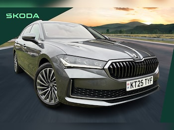 2025 (25) - 1.5 TSI iV Laurin + Klement DSG 5dr