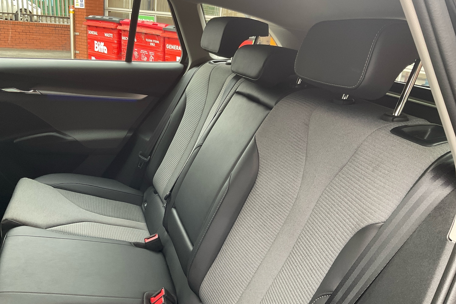 Used Skoda Enyaq 2022 for sale - 76772859: Photo 8