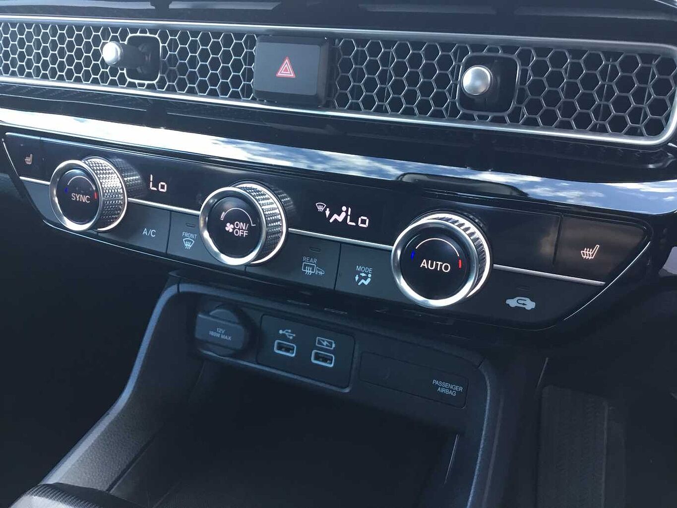 Used Honda Civic 2024 for sale - 76086088: Photo 15