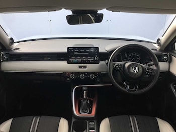 Used Honda HR-V 2022 for sale - 76202307: Photo