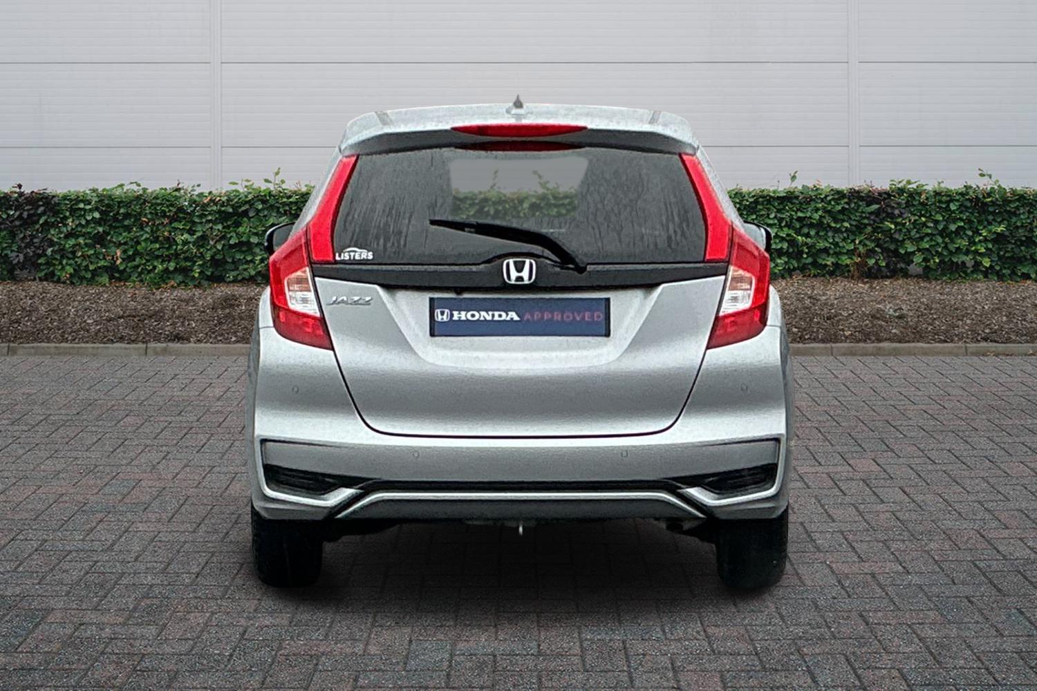 Used Honda Jazz 2018 for sale - 77470378: Photo 4