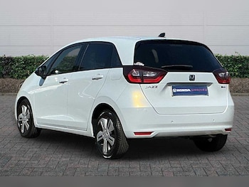 Used Honda Jazz 2021 for sale - 79094677: Photo