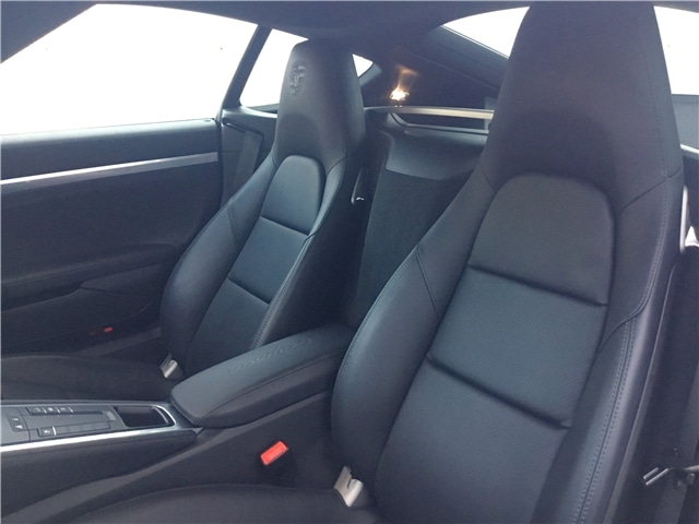 Used Porsche 718 Cayman 2018 for sale - 76635370: Photo 23