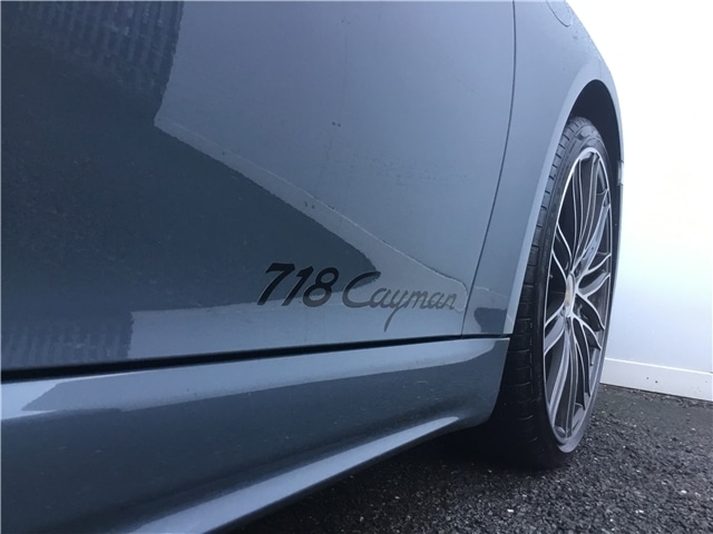 Used Porsche 718 Cayman 2018 for sale - 76635370: Photo 6