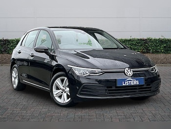 Used Volkswagen Golf 2021 for sale - 77332600: Photo