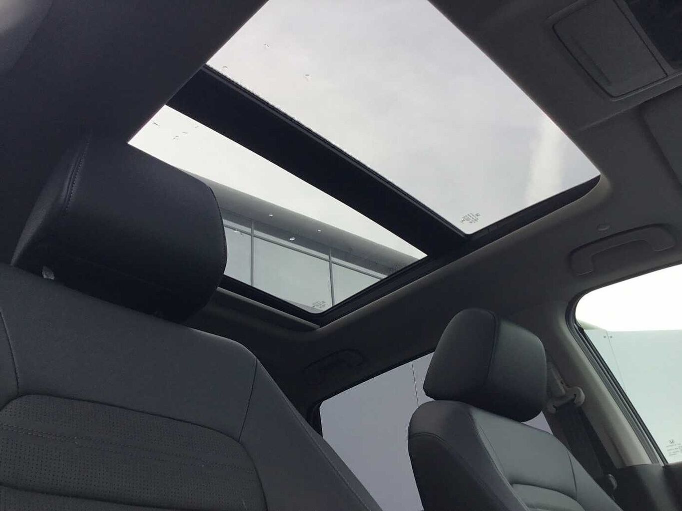 Used Honda CR-V 2025 for sale - 76372370: Photo 21