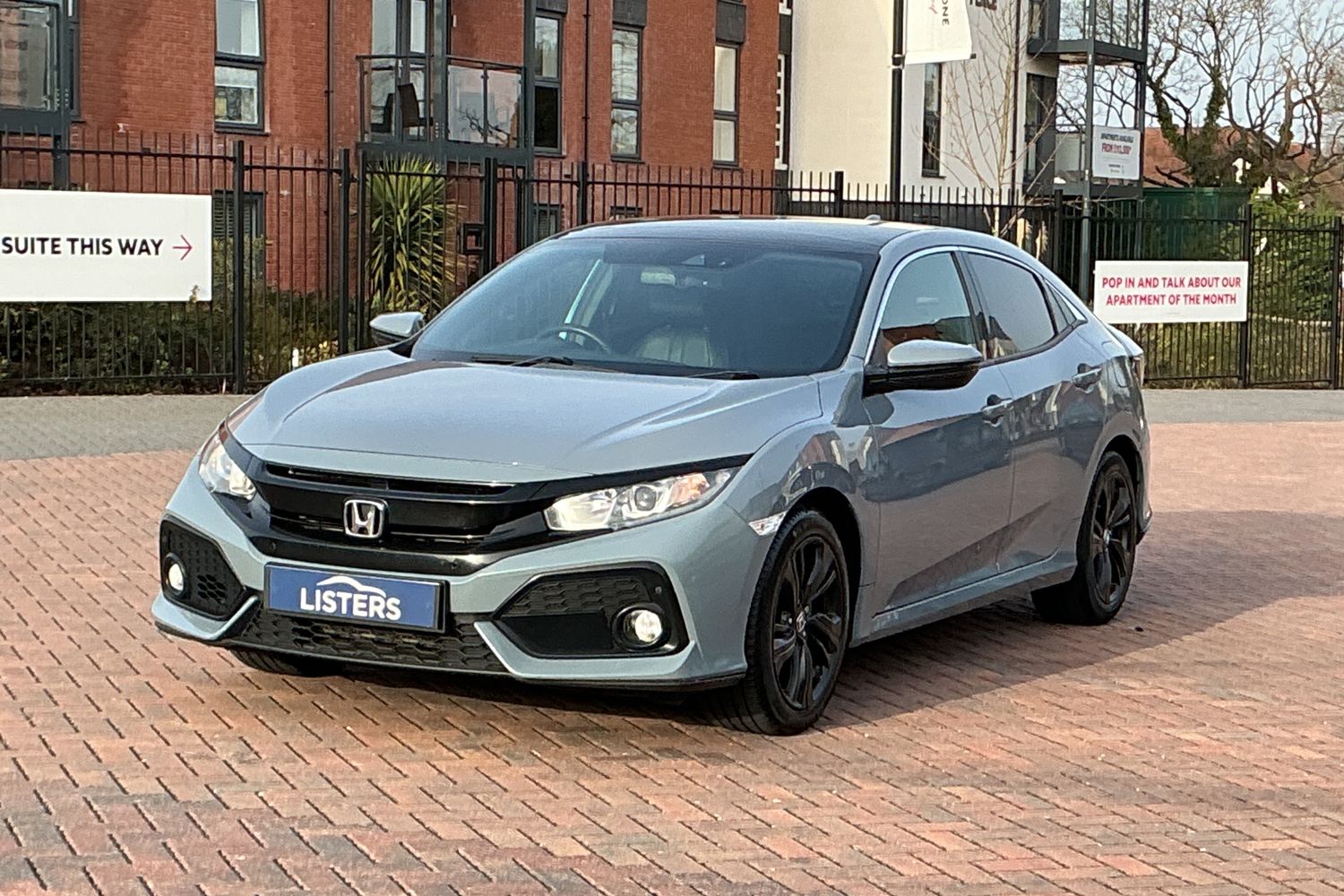 Used Honda Civic 2017 for sale - 77785642: Photo 13