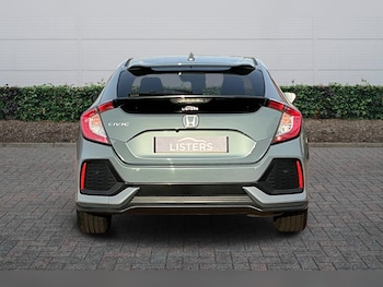 Used Honda Civic 2017 for sale - 77785642: Photo