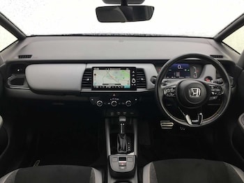 Used Honda Jazz 2024 for sale - 76350489: Photo