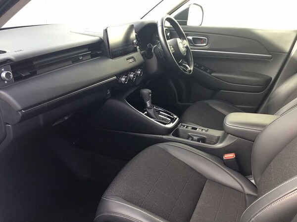 Used Honda HR-V 2023 for sale - 76202305: Photo 2