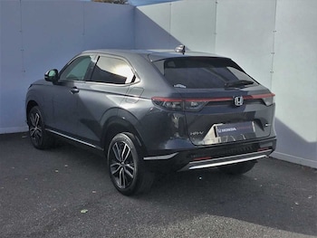 Used Honda HR-V 2023 for sale - 76202305: Photo 3