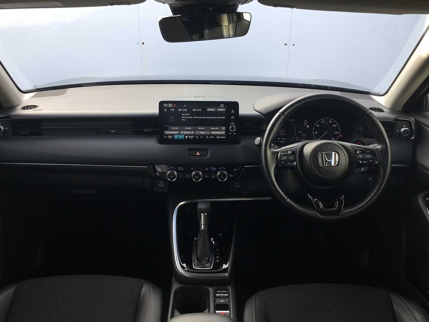 Used Honda HR-V 2023 for sale - 76202305: Photo 4