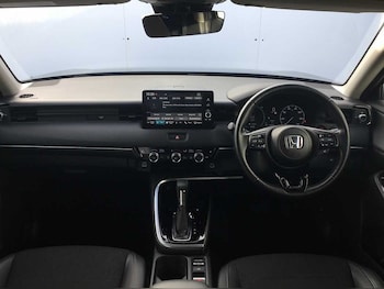Used Honda HR-V 2023 for sale - 76202305: Photo 4