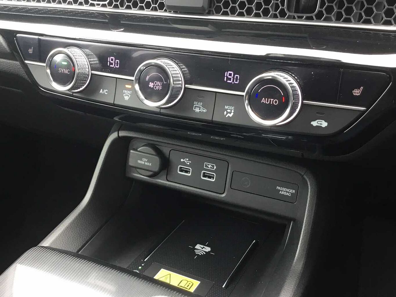 Used Honda Civic 2024 for sale - 76202300: Photo 15