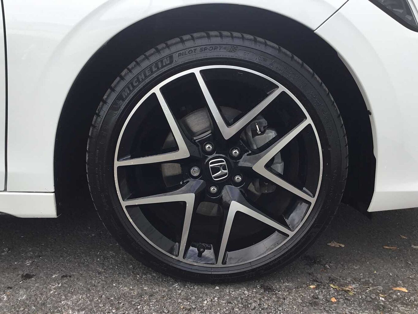 Used Honda Civic 2024 for sale - 76202300: Photo 9