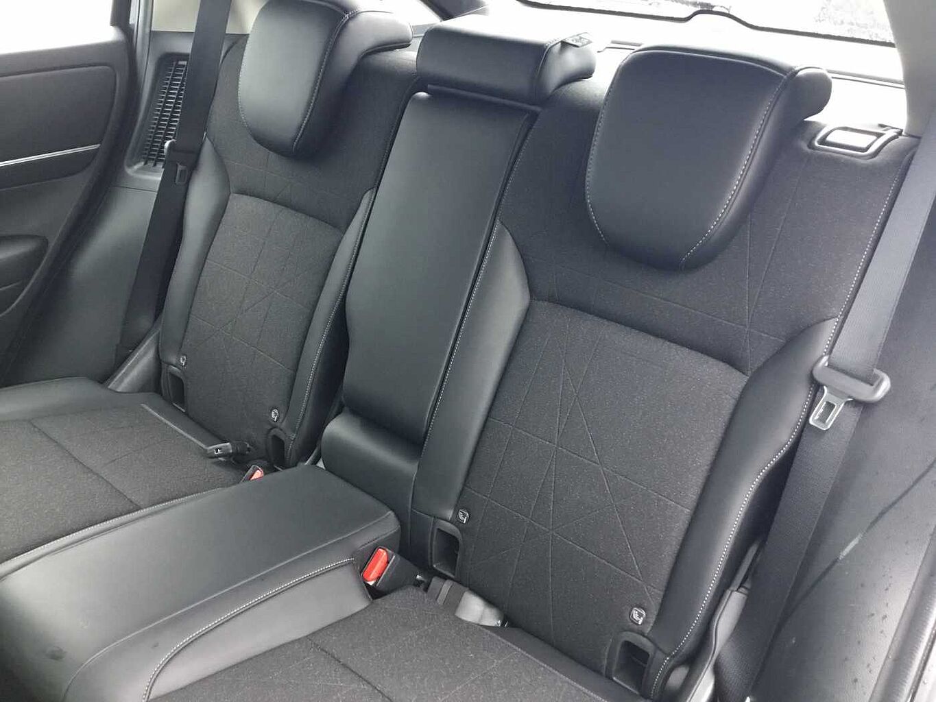 Used Honda HR-V 2024 for sale - 76400341: Photo 8