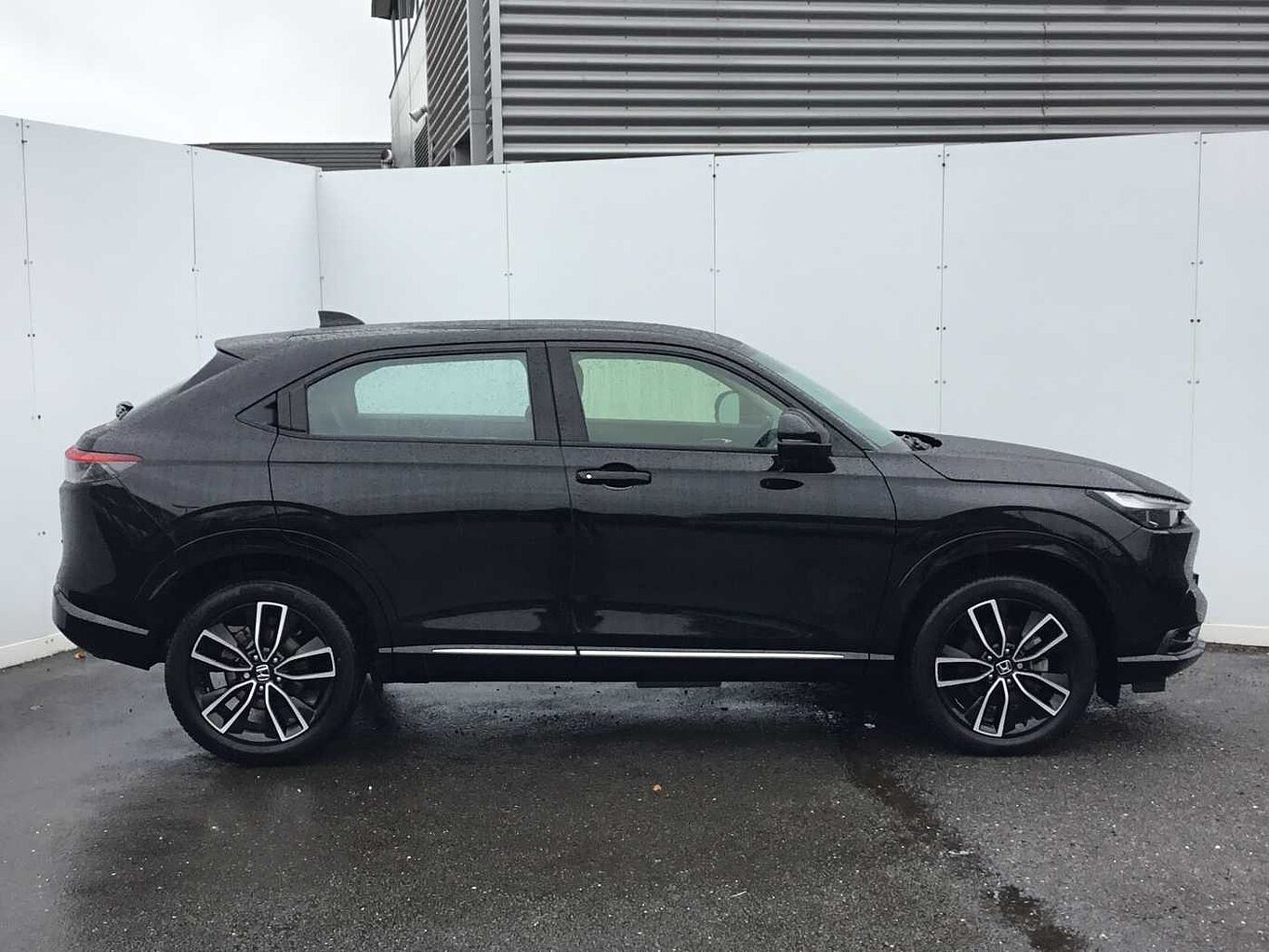 Used Honda HR-V 2023 for sale - 76285465: Photo 5