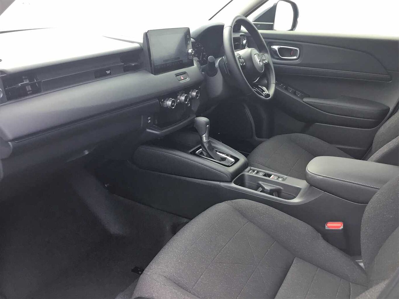 Used Honda HR-V 2025 for sale - 76248500: Photo 2