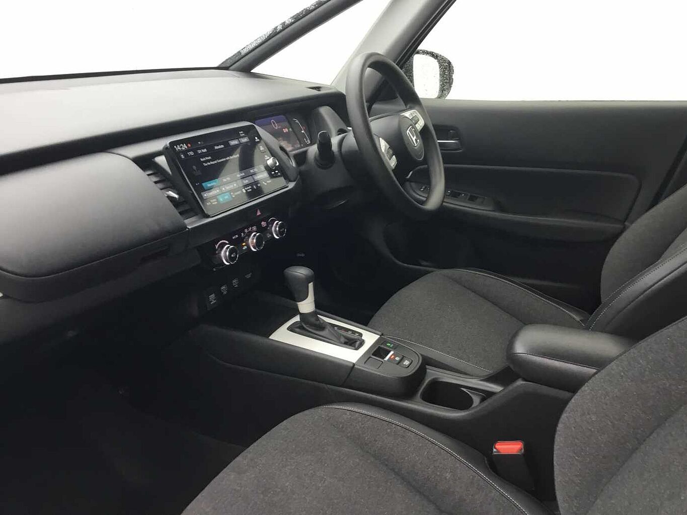 Used Honda Jazz 2022 for sale - 76837673: Photo 2