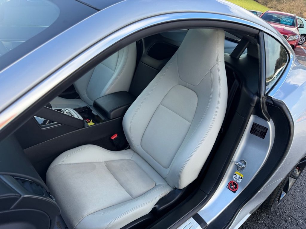 Used Jaguar F-Type 2016 for sale - 76698421: Photo 20