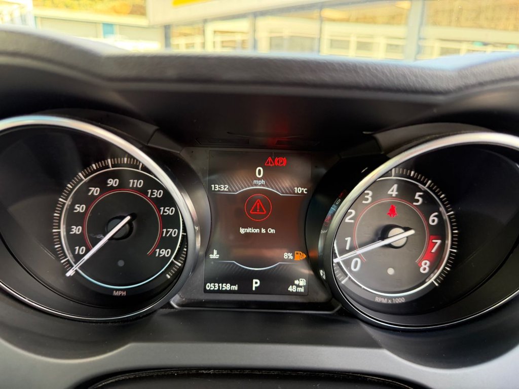 Used Jaguar F-Type 2016 for sale - 76698421: Photo 35