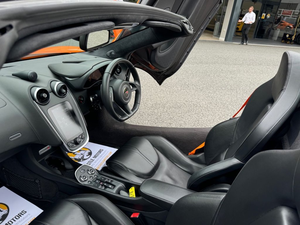 Used McLaren 570S 2018 for sale - 76686070: Photo 14