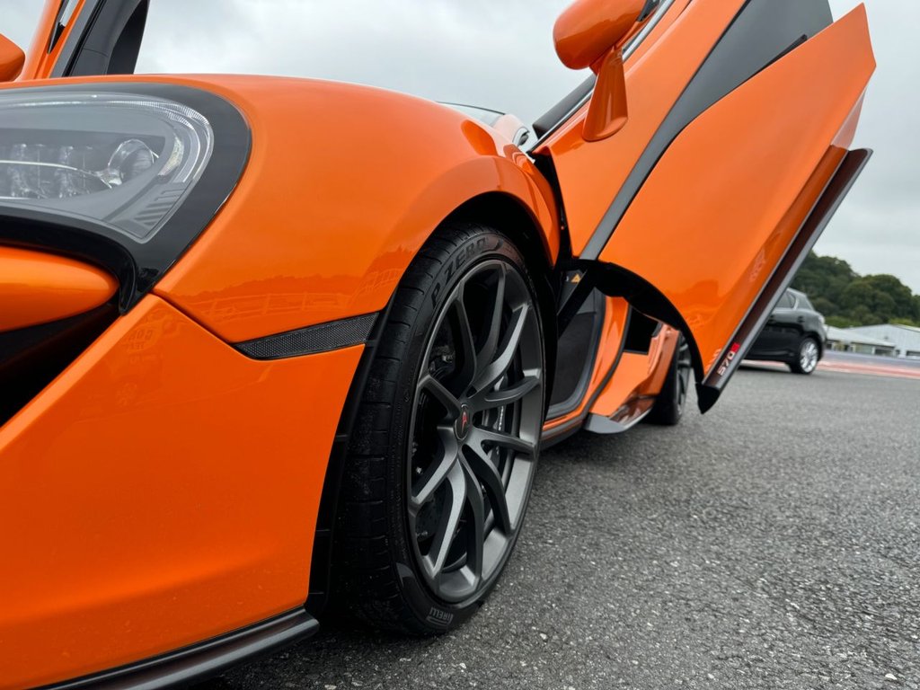 Used McLaren 570S 2018 for sale - 76686070: Photo 19