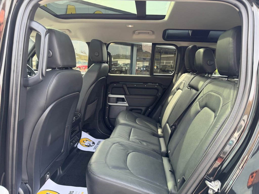 Used Land Rover Defender 2024 for sale - 77991128: Photo 20