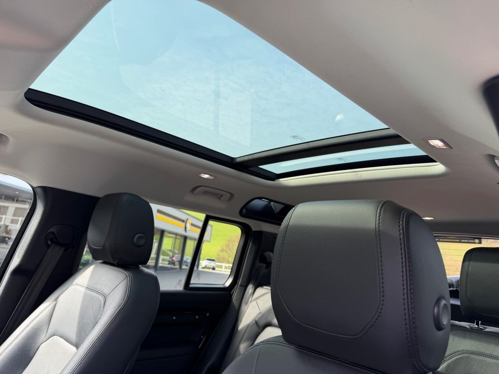 Used Land Rover Defender 2024 for sale - 77991128: Photo 23