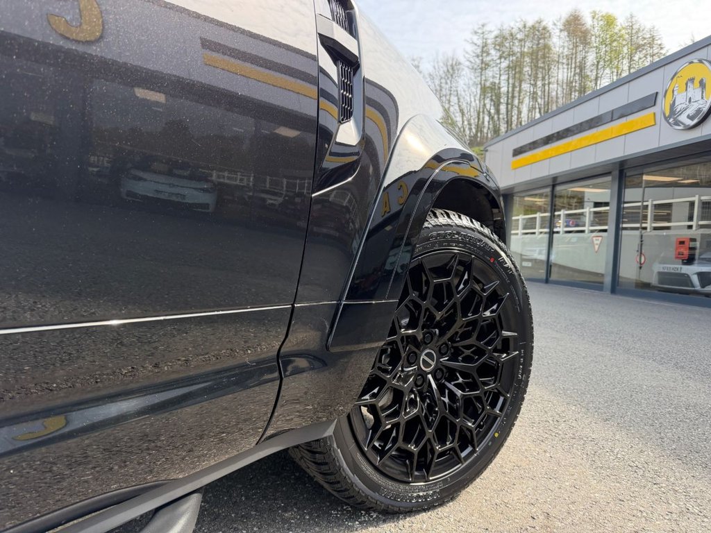 Used Land Rover Defender 2024 for sale - 77991128: Photo 28