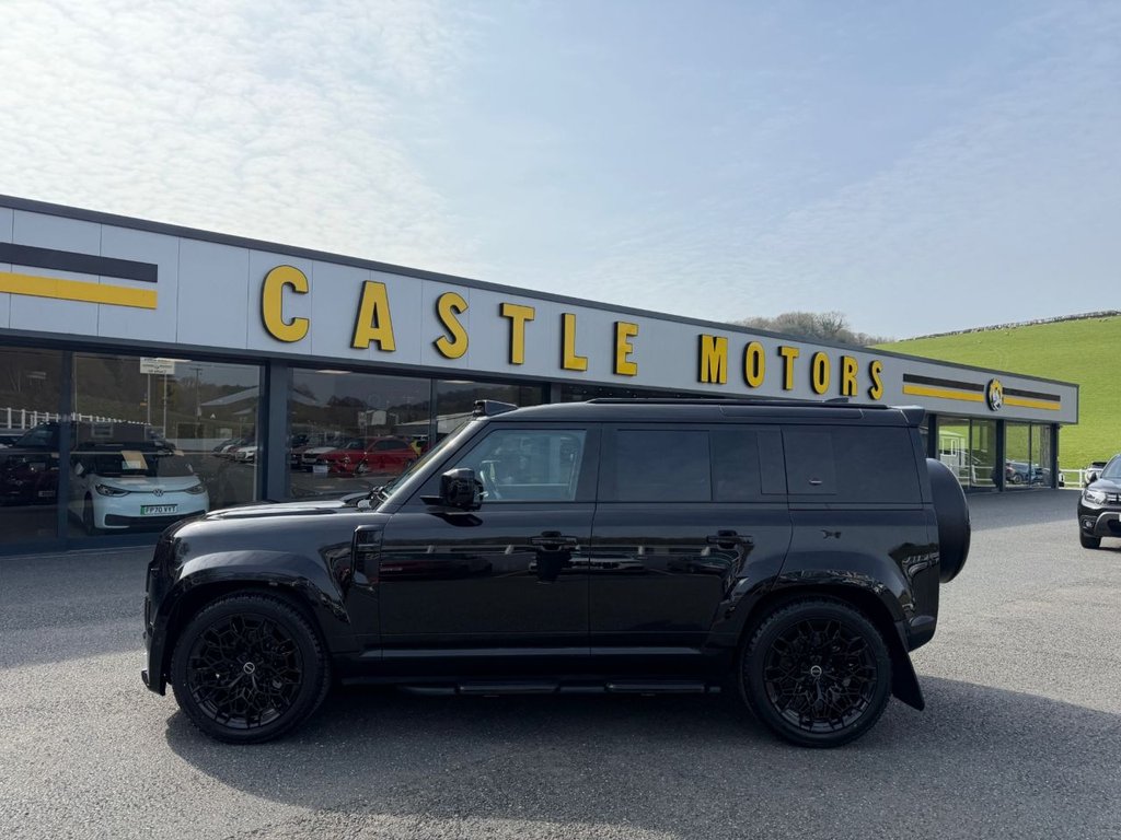 Used Land Rover Defender 2024 for sale - 77991128: Photo 3