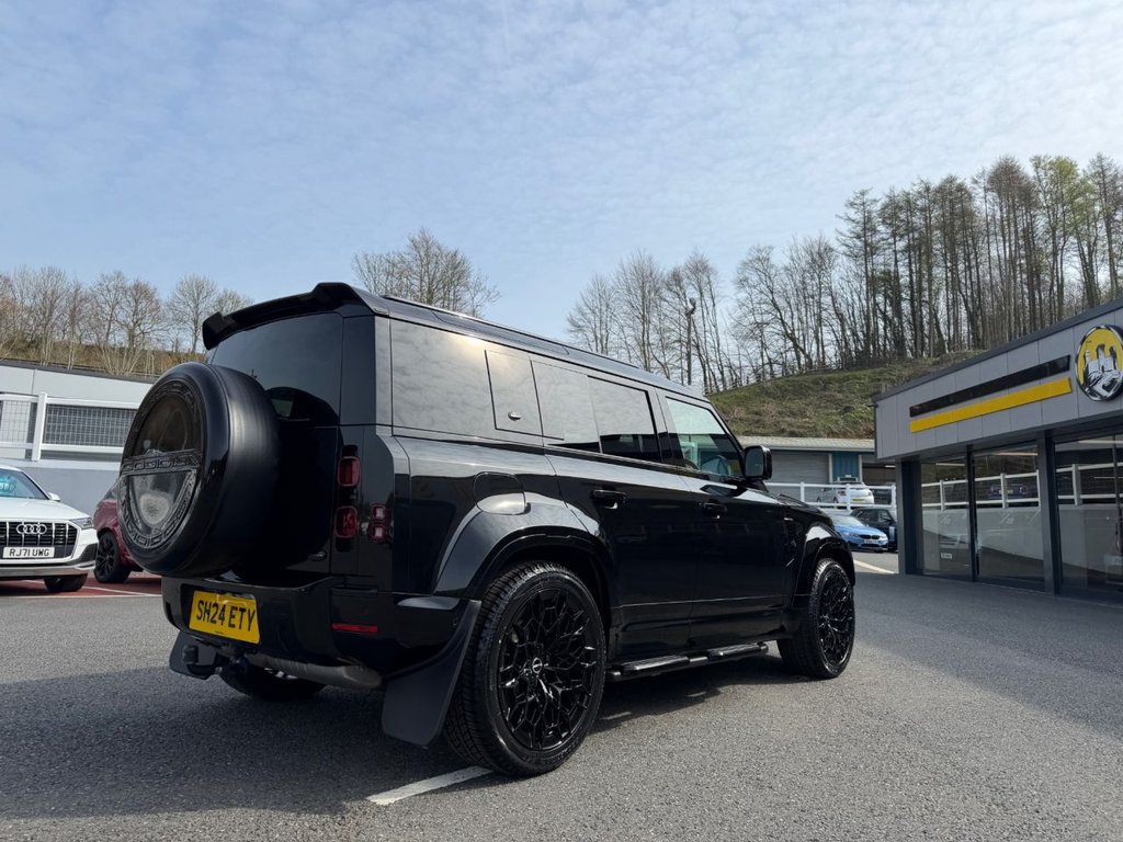 Used Land Rover Defender 2024 for sale - 77991128: Photo 6