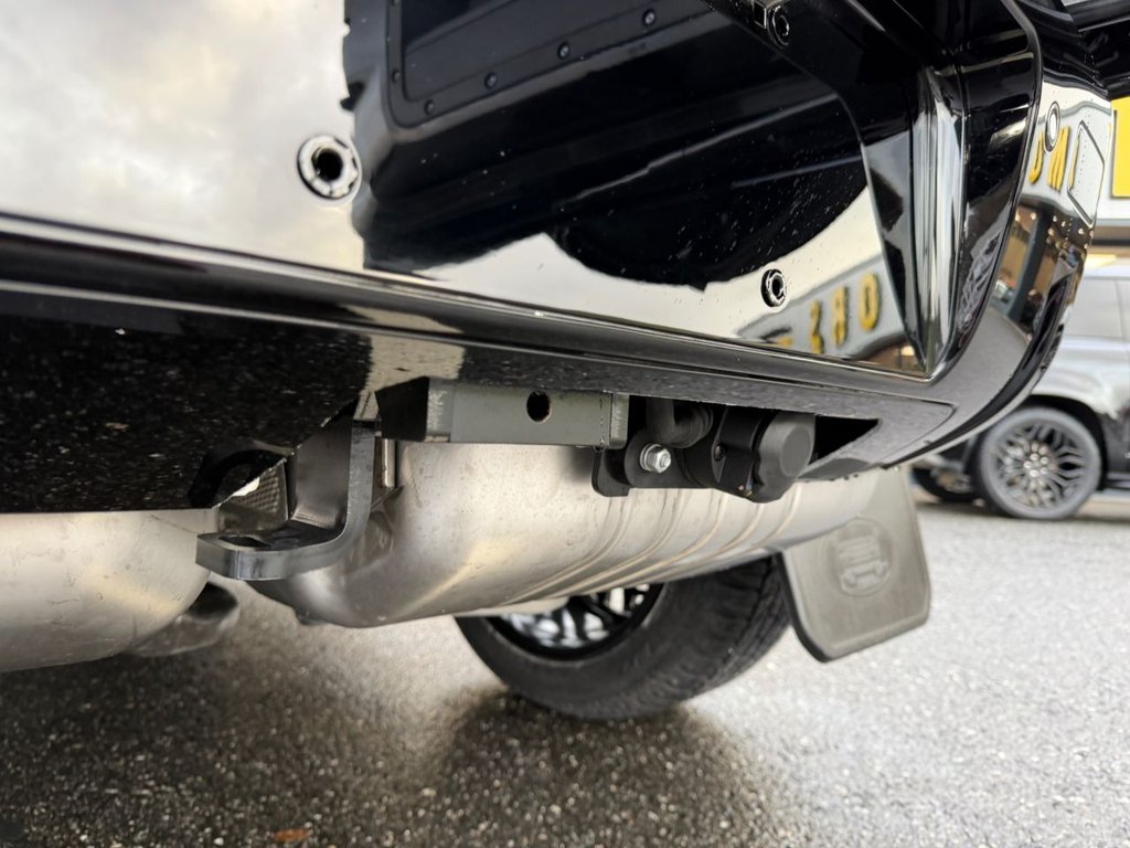 Used Land Rover Defender 2025 for sale - 76883245: Photo 17