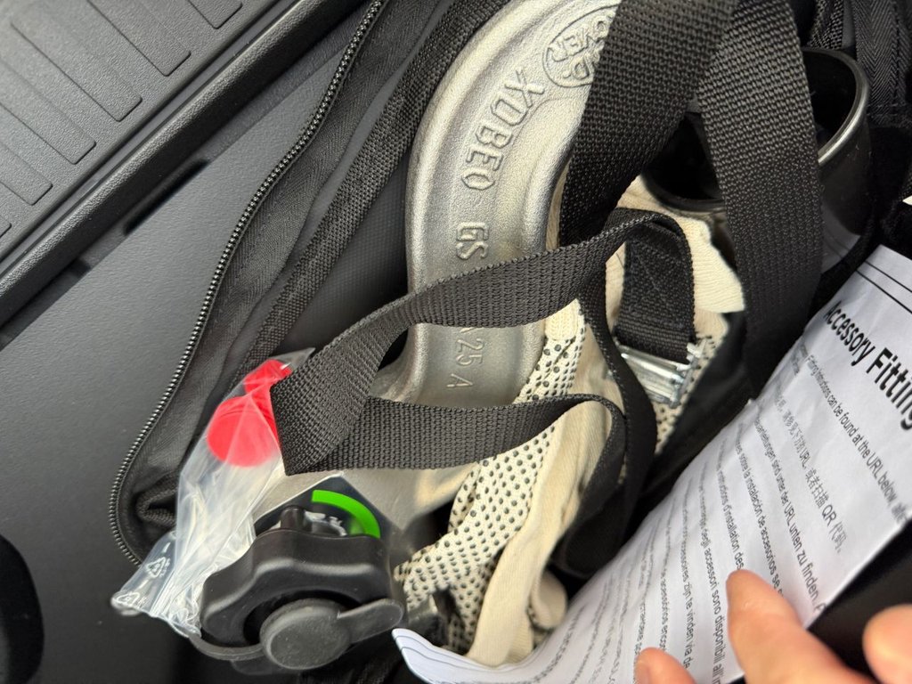 Used Land Rover Defender 2025 for sale - 76883245: Photo 18