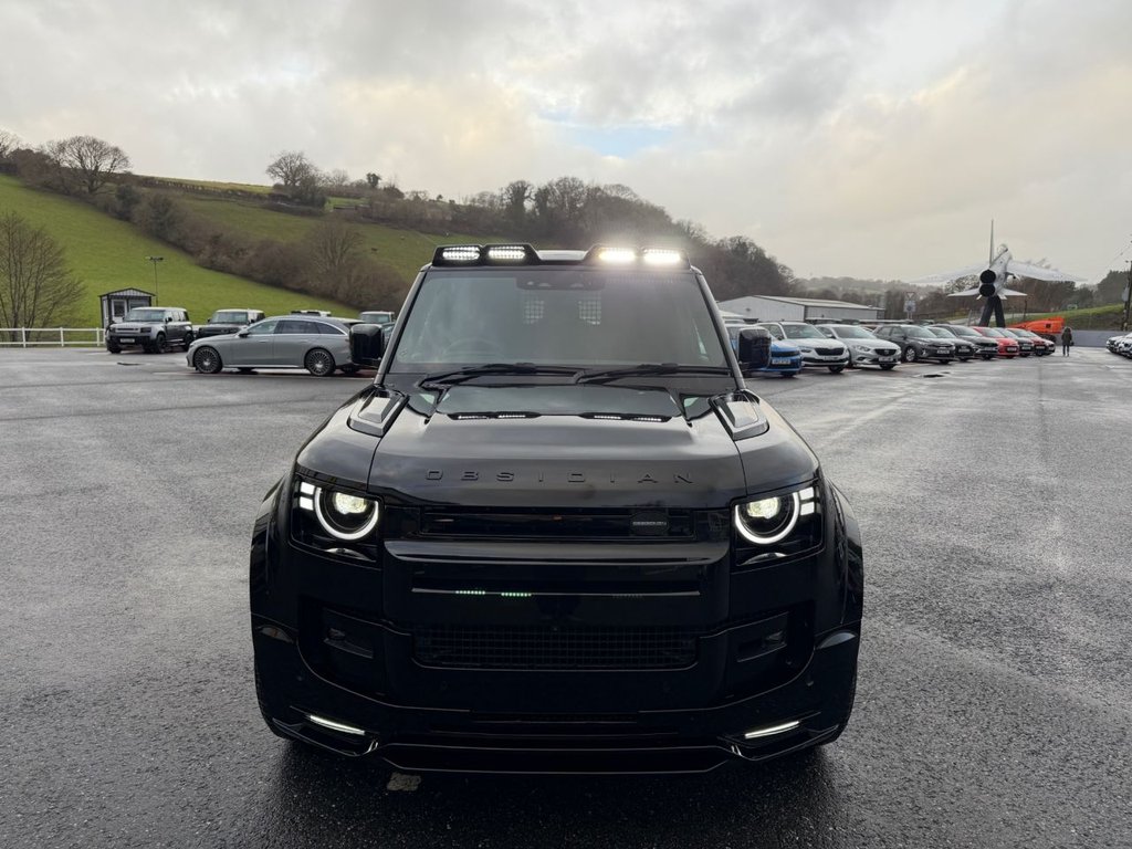 Used Land Rover Defender 2025 for sale - 76883245: Photo 2