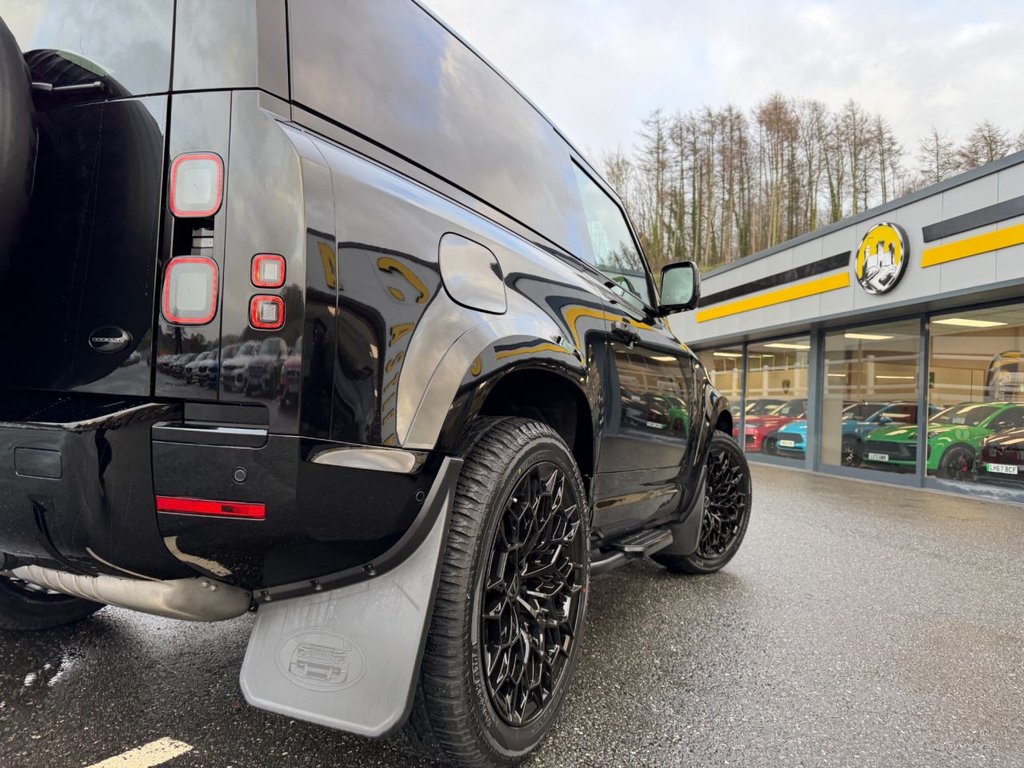 Used Land Rover Defender 2025 for sale - 76883245: Photo 33