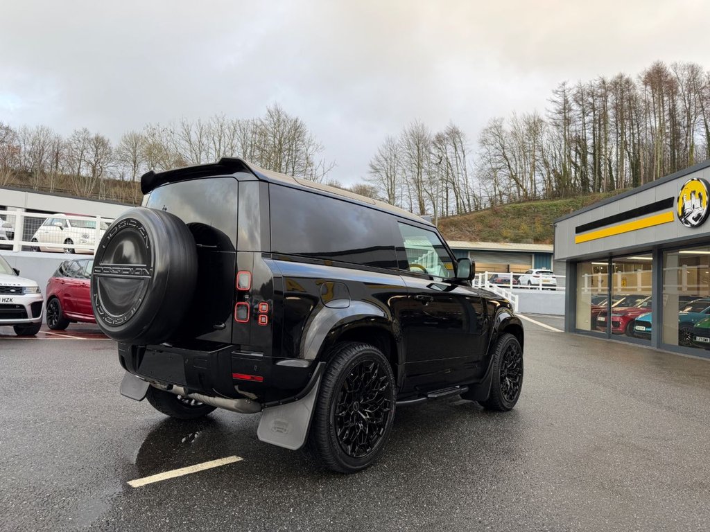 Used Land Rover Defender 2025 for sale - 76883245: Photo 6